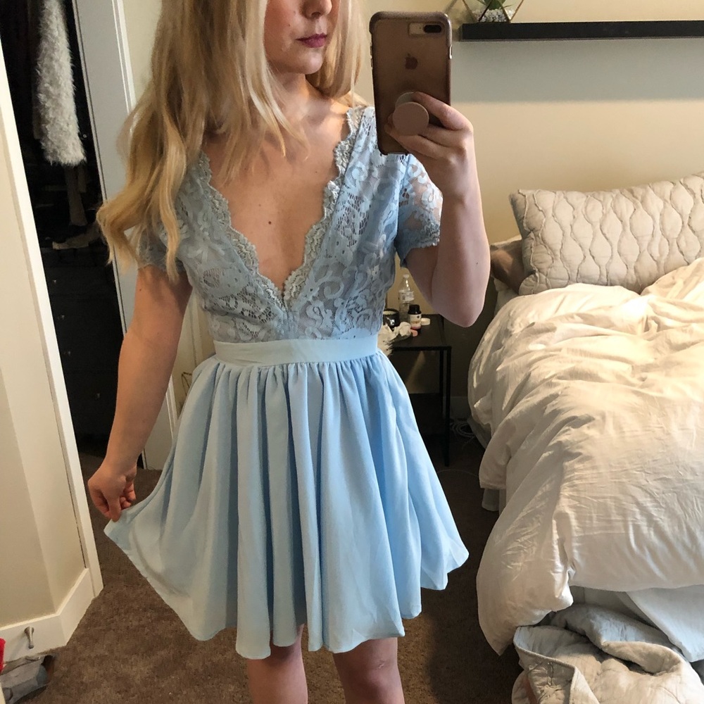 Baby blue lace party dress